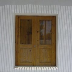 010